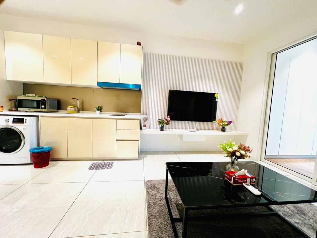 Apartment Quill The Skyline By Tasrifa *